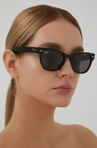 Ray-Ban Okulary przeciwsłoneczne LARAMIE 639.99PLN